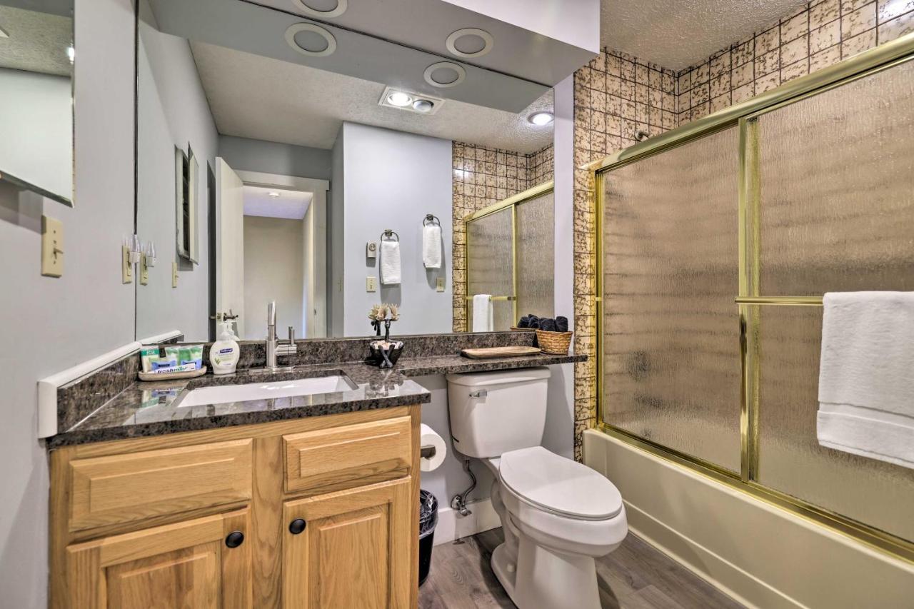 Harmony Townhome With Grill - Walk To Slopes! * Lake Harmony
